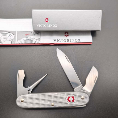 Victorinox swiss army - victorinox,