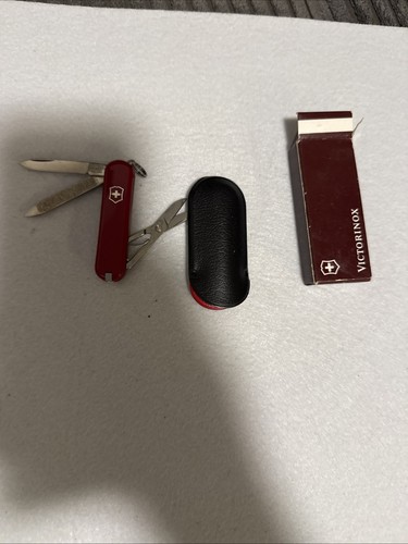 Victorinox classic - victorinox,