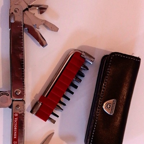 Victorinox swisstool plus - swisstool, x
