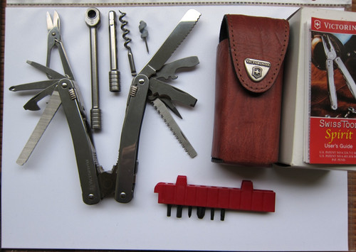 Victorinox multitool swiss - victorinox,