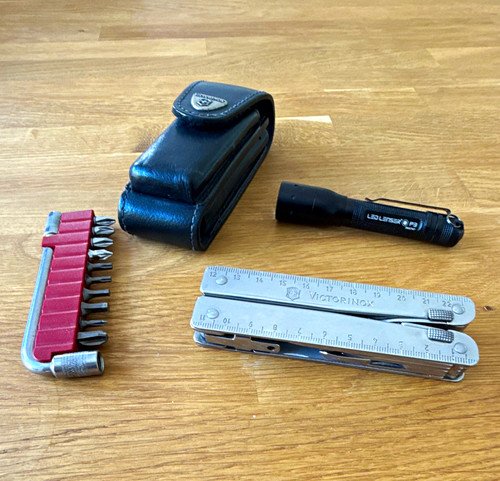Victorinox swisstool multitool - victorinox,