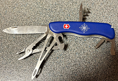 Victorinox swisstool multitool - victorinox,